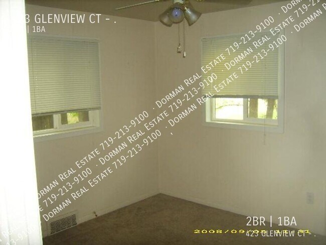Building Photo - 423 GLENVIEW CT-.