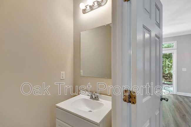 Building Photo - 9620 Scarborough court