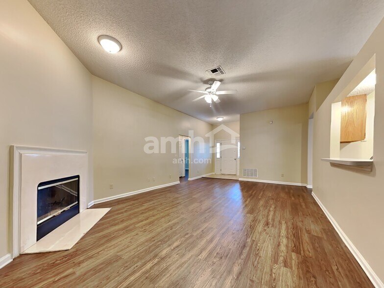 Building Photo - 4488 Misty Dawn Ct S