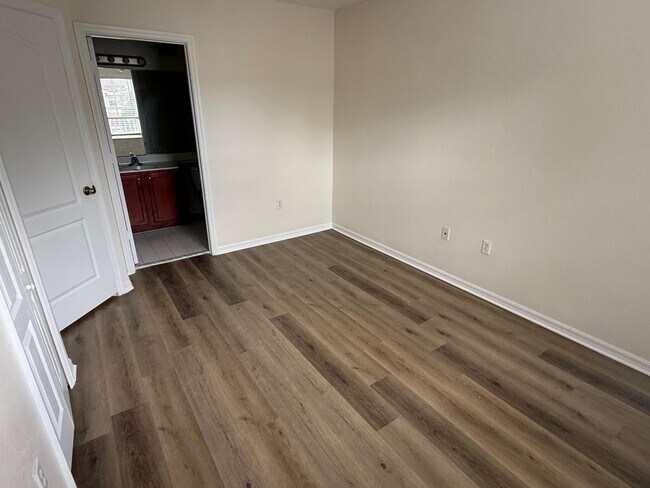 Building Photo - 3186 SW 129th Ave