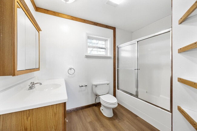 Building Photo - Comfort, Character & Extra Space