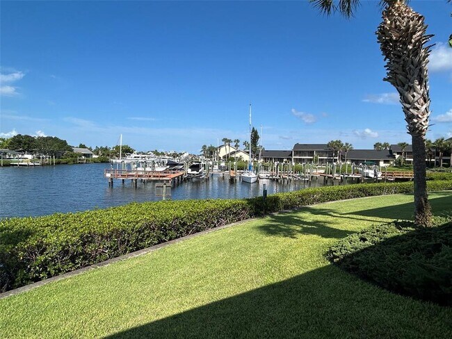 Building Photo - 608 Yardarm Dr
