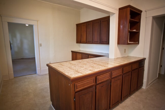 Building Photo - Live in a historic 4-bedroom (possible 5 bedroom)house near UNC - Cameron-McCauley Historic Distr...