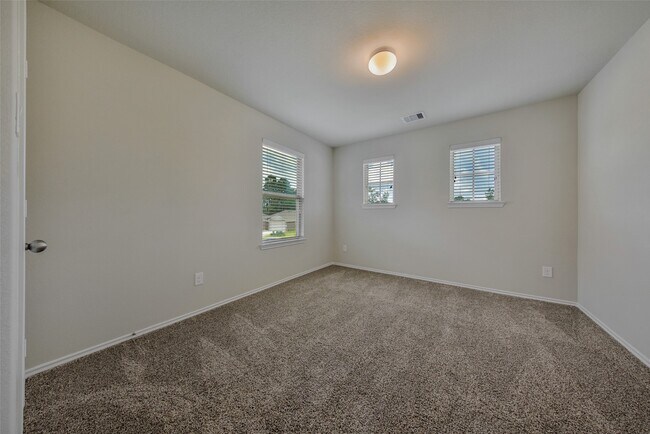 Building Photo - 5423 Briarstone Ridge Ln
