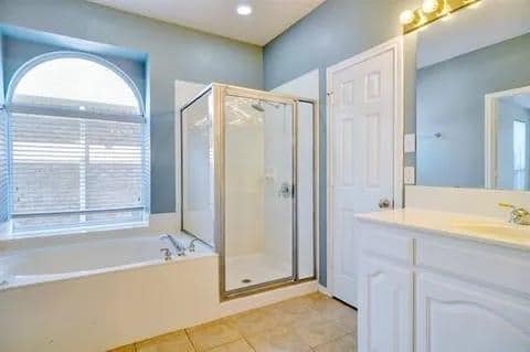 Building Photo - 8729 Sunset Trace Dr