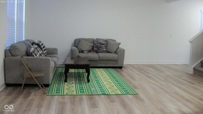 Building Photo - 5916 Sunstone Rd