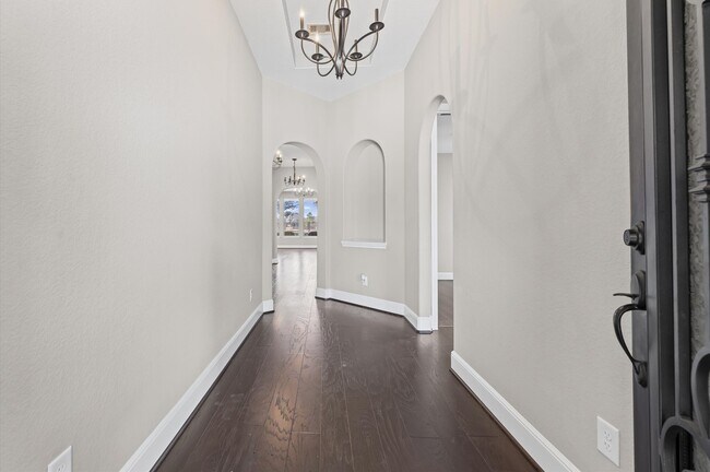 Building Photo - 10811 Gates Randal Ct