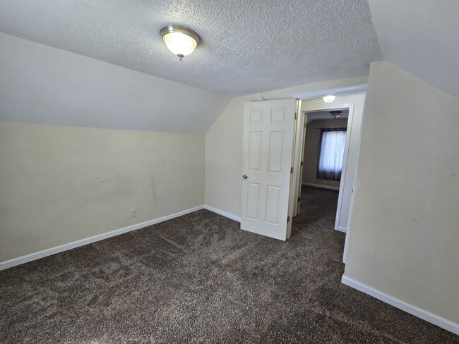 Building Photo - 330 Cottage St