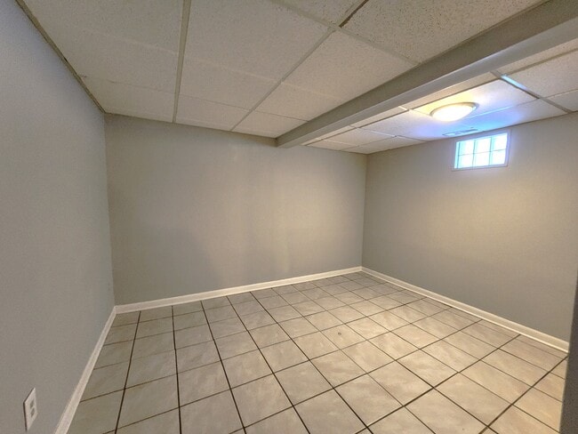 Building Photo - 365 Vandalia St