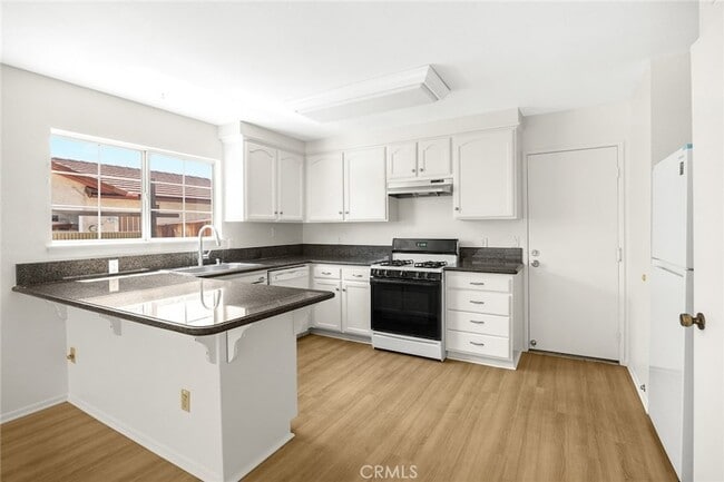 Building Photo - 248 Centinary Dr