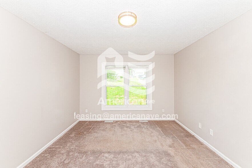 Building Photo - 6431 Applewhite Rd