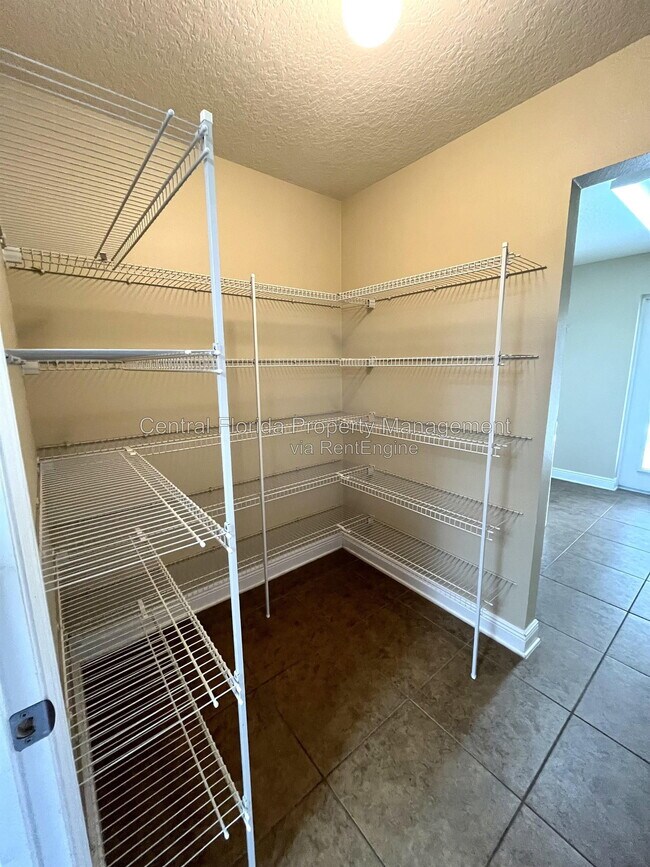 Building Photo - 3127 Pizzaro Pl