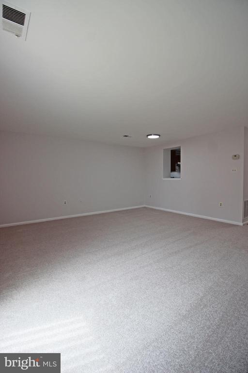 Building Photo - 5940 Grisby House Ct