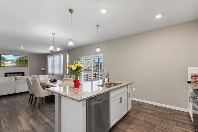 Building Photo - 2186 Prairie Smoke Dr