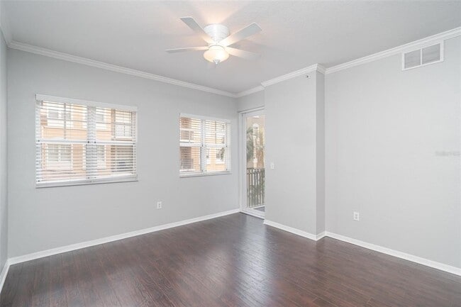 Building Photo - 1064 N Tamiami Trl