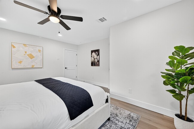 Building Photo - 4030 Woodshire St