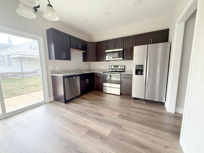 Building Photo - 107 Westfield Ct
