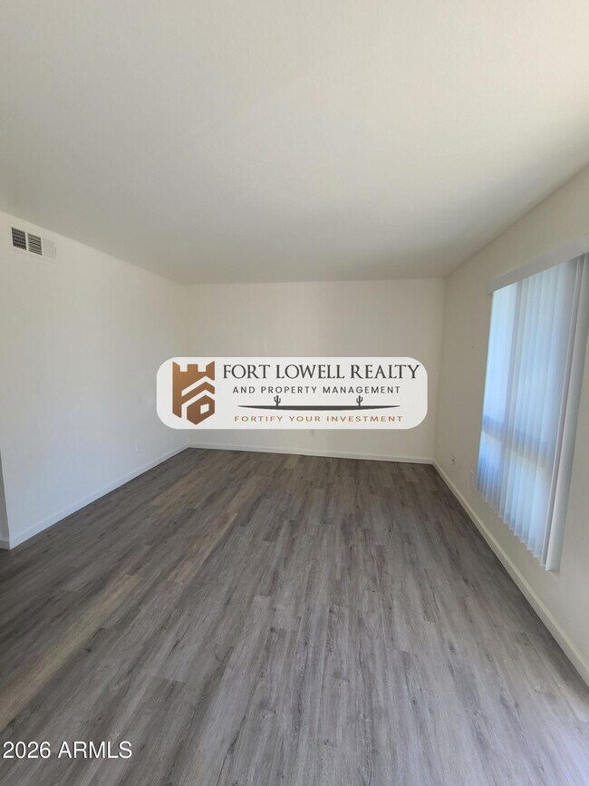 Building Photo - 11350 W Tennessee Ave