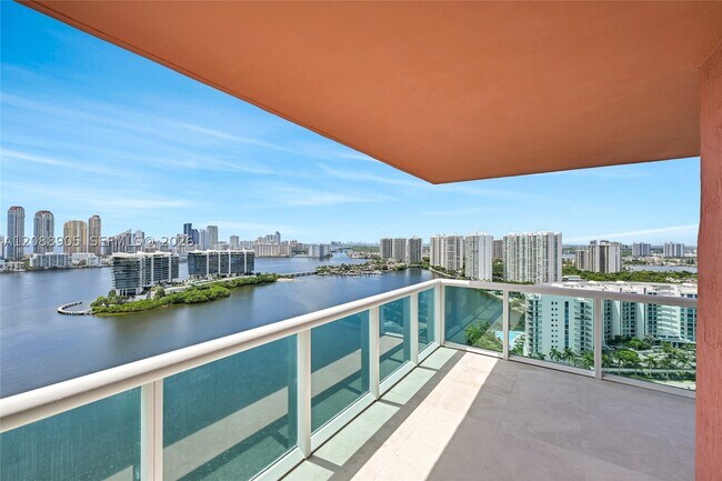 Building Photo - 3370 Hidden Bay Dr