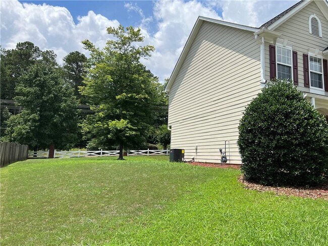 Building Photo - 1909 Hampton Springs Ct SW