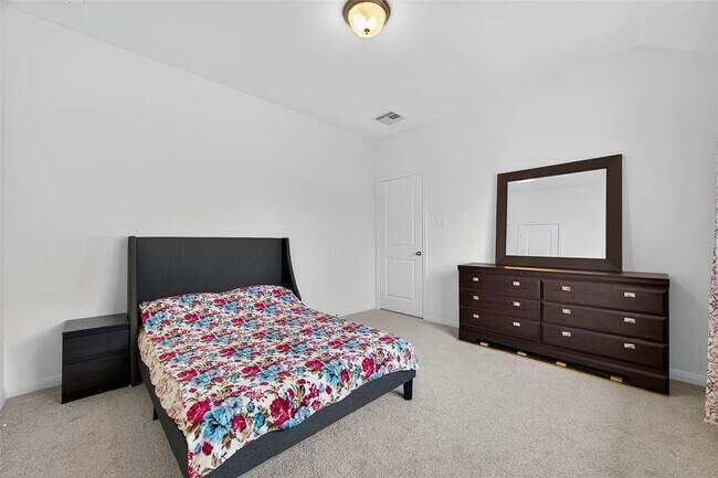 Building Photo - 21206 Rabbitbrush Ct
