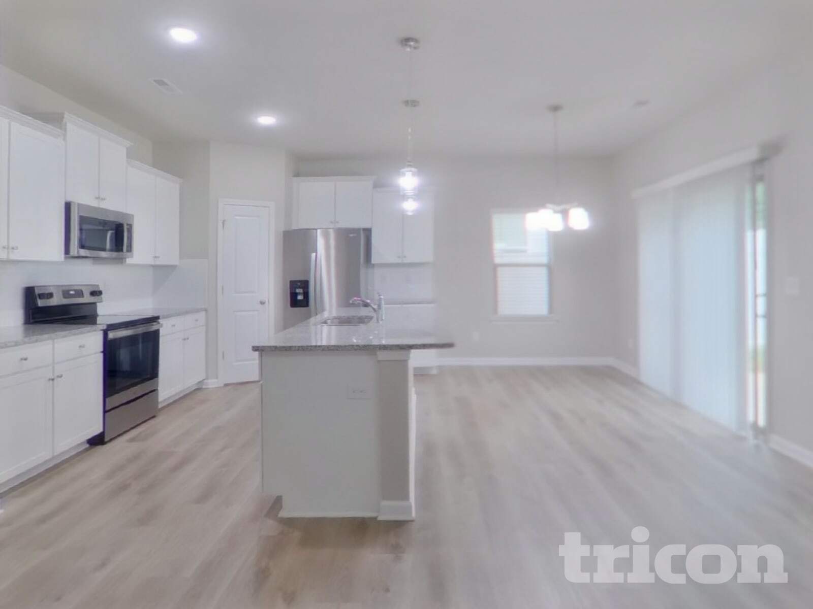 Building Photo - 119 Spring Knoll Dr