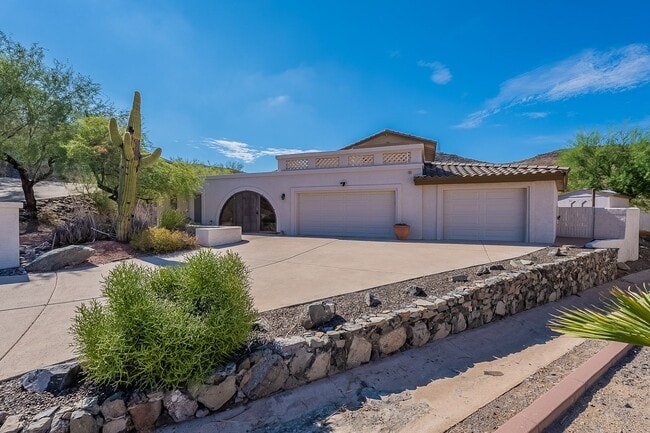 Building Photo - Coming Soon! 4 bed, 3.5 bath with a beautiful pool & views! No HOA - Available 02/01/2026