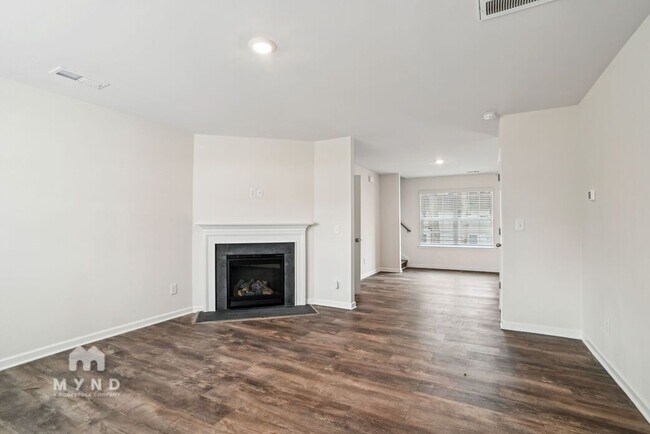 Building Photo - 2124 Ryker Davis Ln