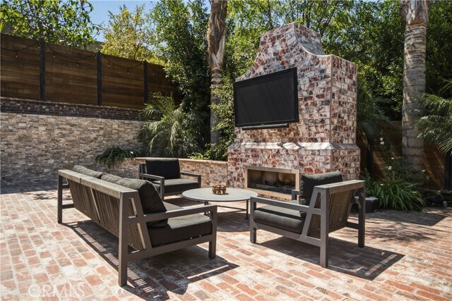 Building Photo - 3184 Dona Sarita Pl