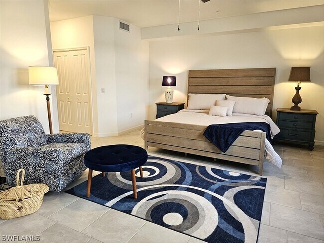 Building Photo - 5739 Oakmont Ct