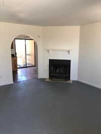 Building Photo - 1028 E Hedrick Dr