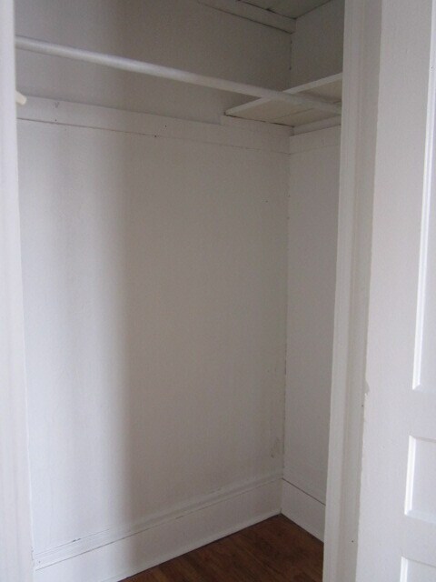 Building Photo - 448 Hawley Ave