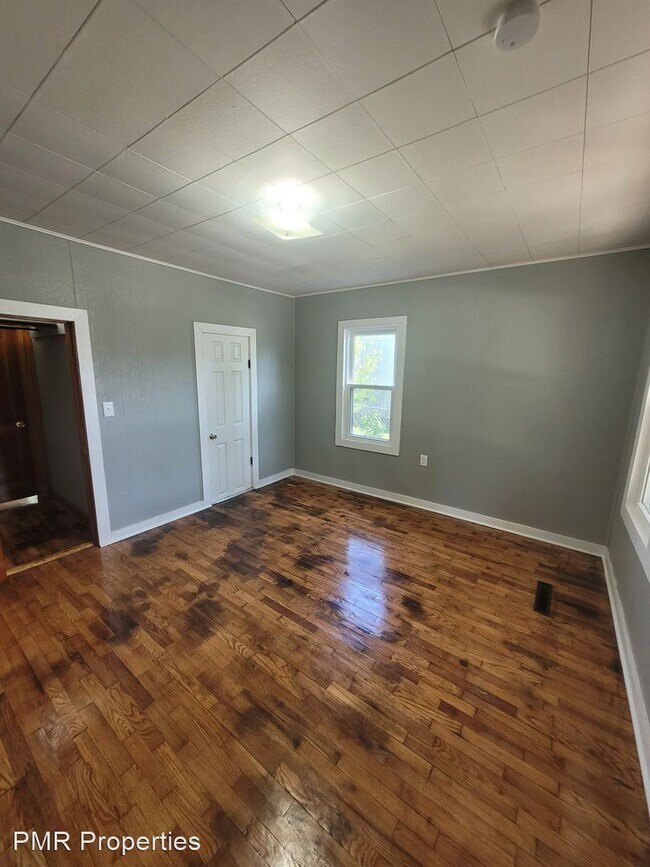 Building Photo - 2 br, 1 bath House - 6323 Sherman Street