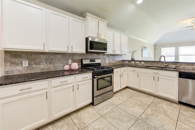 Building Photo - 4519 Apple Point Ln