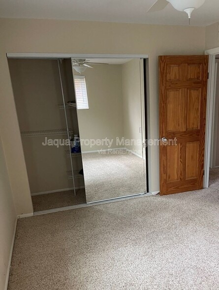Building Photo - 714 Garland Cir