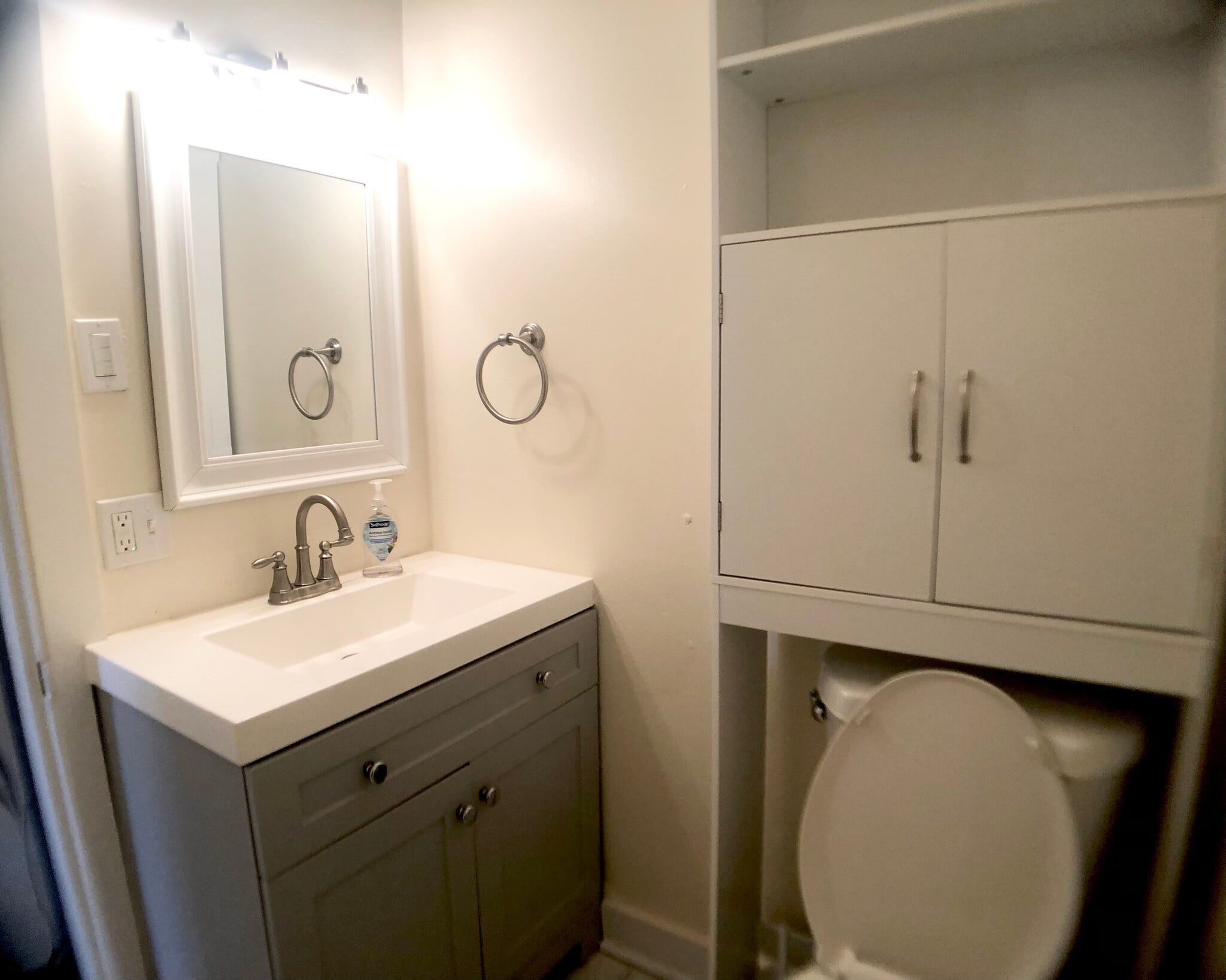 Bathroom - 601 Louisiana Ave
