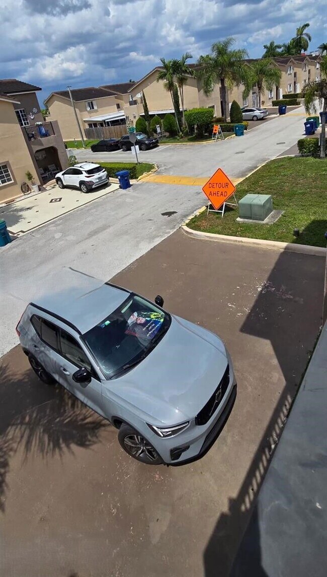 Building Photo - 7640 NW 182nd Terrace