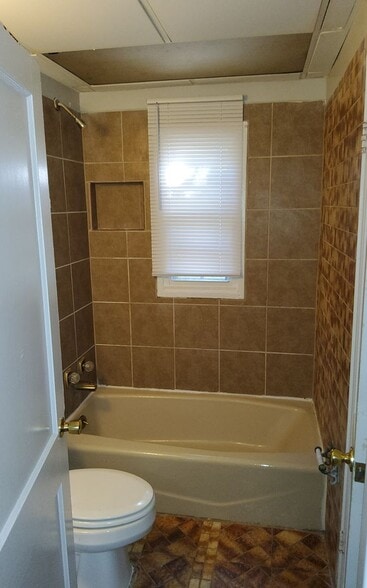 Building Photo - 3701 Barron Ave