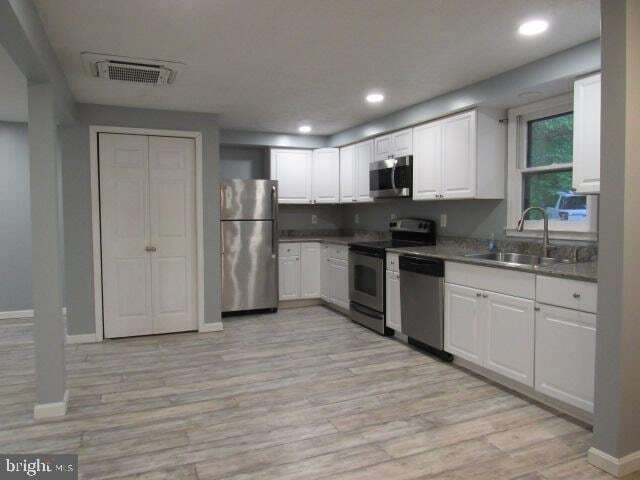 Building Photo - 248 Laurel Hill Rd