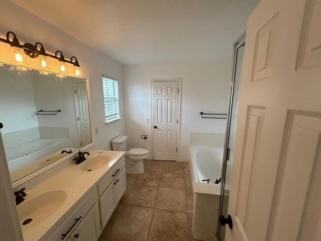 Building Photo - 16731 Marsala Springs Dr