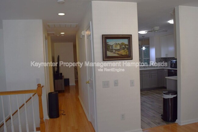 Building Photo - 1125 Lady Ashley Dr
