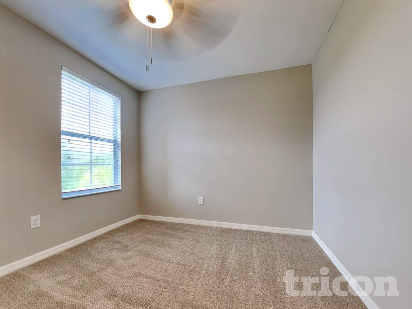 Building Photo - 4920 Reflecting Pond Cir