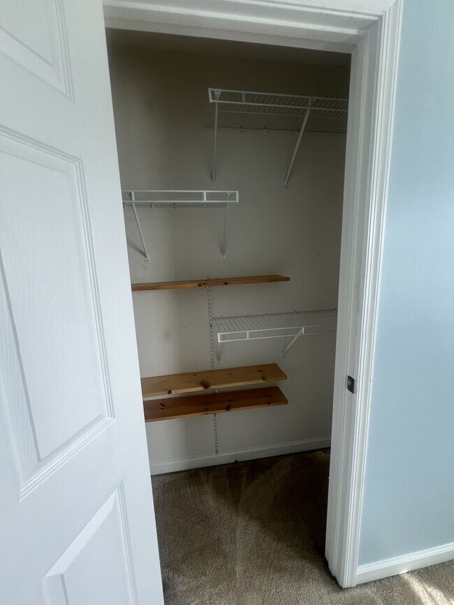 Building Photo - 13600 Warwick Longbay Dr