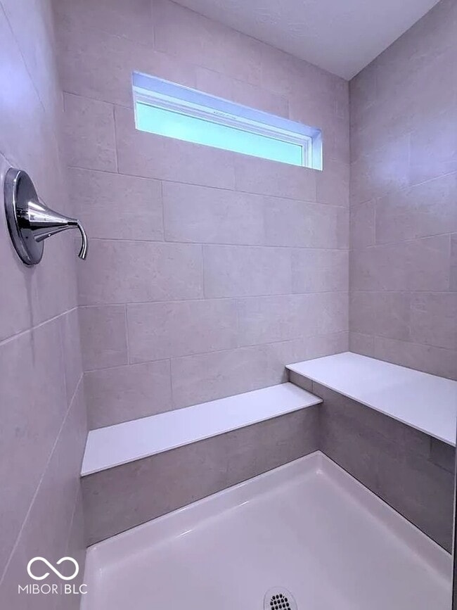 Building Photo - 4923 Gilet Dr