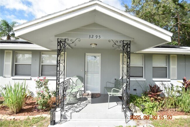 Building Photo - 3295 Adrian Ave