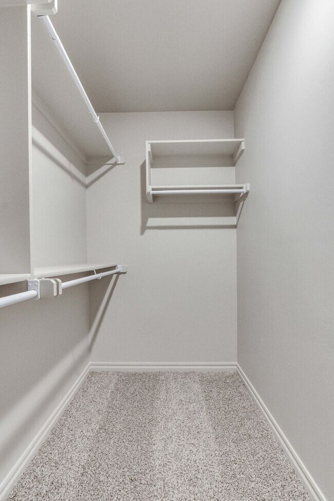 Building Photo - Modern New Construction in gated Delmar La...