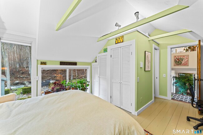 Building Photo - 21 Old Mill Rd