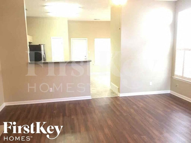 Building Photo - 865 Abbey Grove Ln
