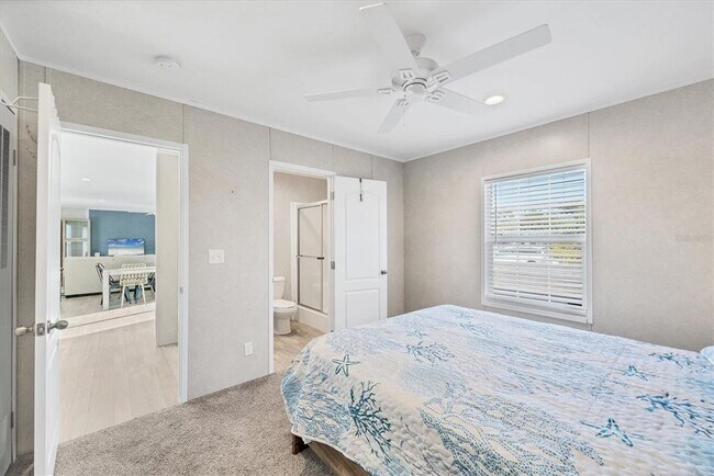 Building Photo - 3230 Smith St