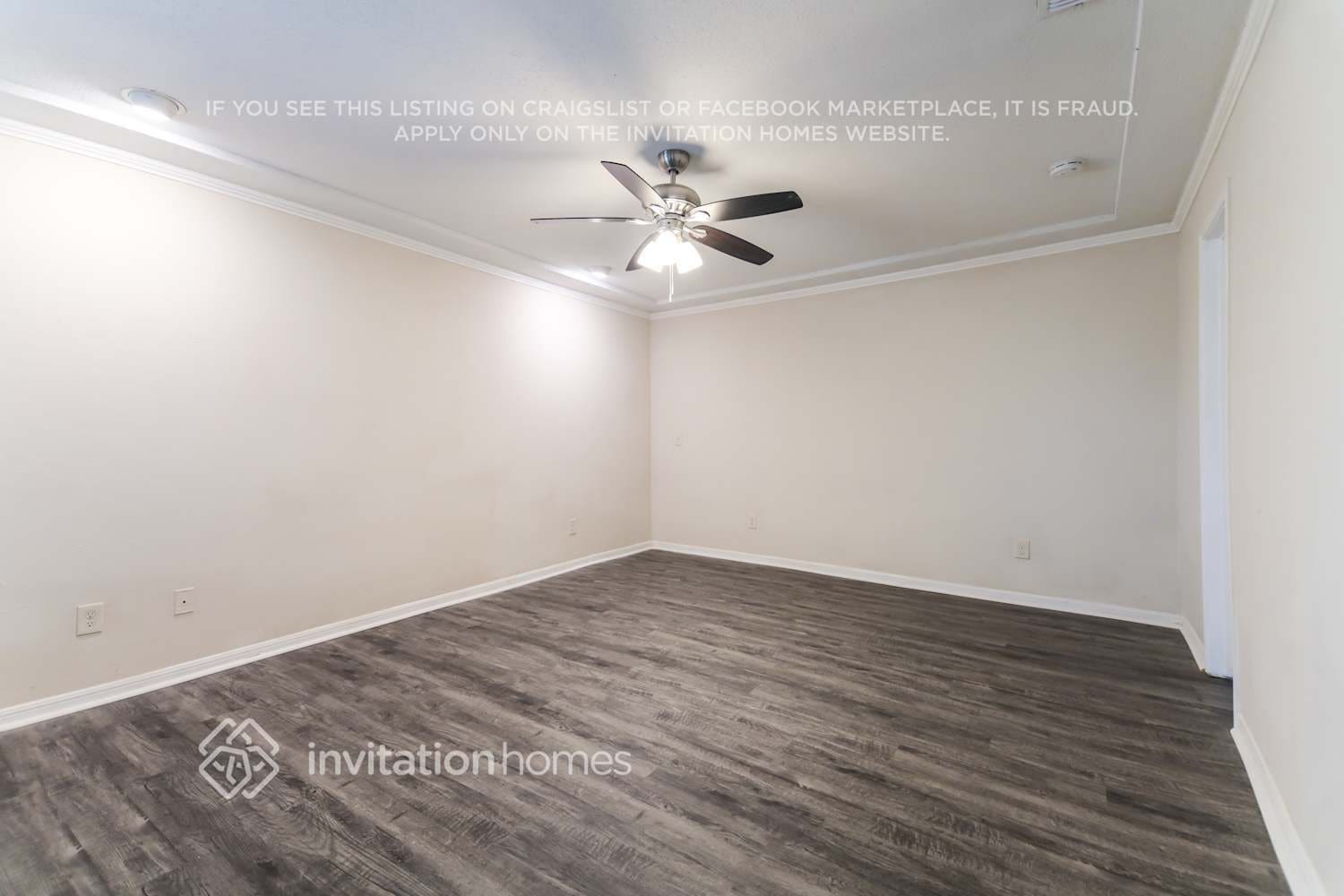 Building Photo - 1717 Brighton Dr